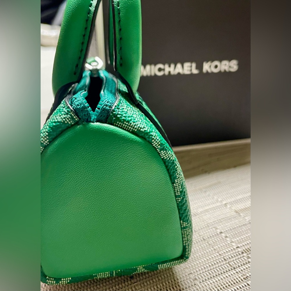 Michael Kors | Nano Green Duffle Key Fob | Monogram Canvas & Leather | NIB - Picture 9 of 14